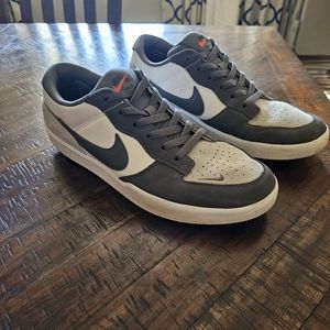 Nike sb size 13